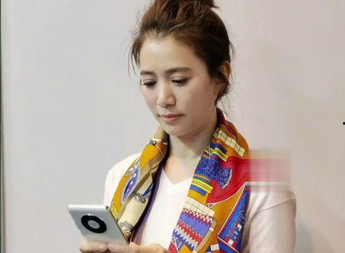 娱乐圈喜欢吃瓜的明星是谁,揭秘最爱吃瓜的明星是谁 第3张 娱乐圈喜欢吃瓜的明星是谁,揭秘最爱吃瓜的明星是谁 第3张